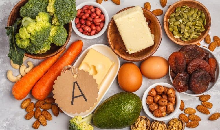 Vitamina A, B, C, E ajudam a manter a pele saudável